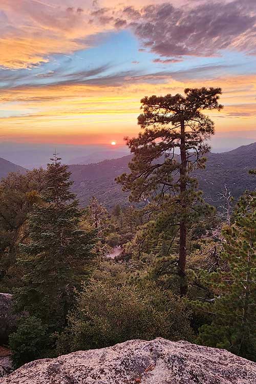 Photo showing calm setting for Meth addiction treatment for men in Vista, CA