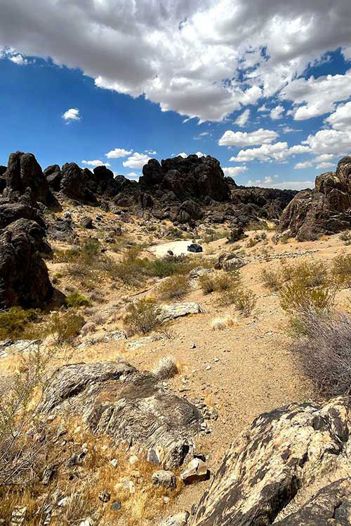 Photo showing calm setting for Oxycodone addiction treatment for men in Vista, CA